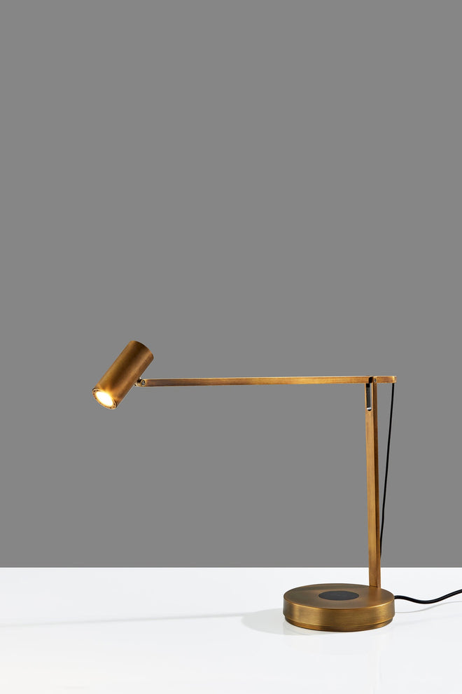 Turrell Task Lamp w. Wireless Charging Table Lamps Lacquered Burnished Brass Finish modern Style image 2