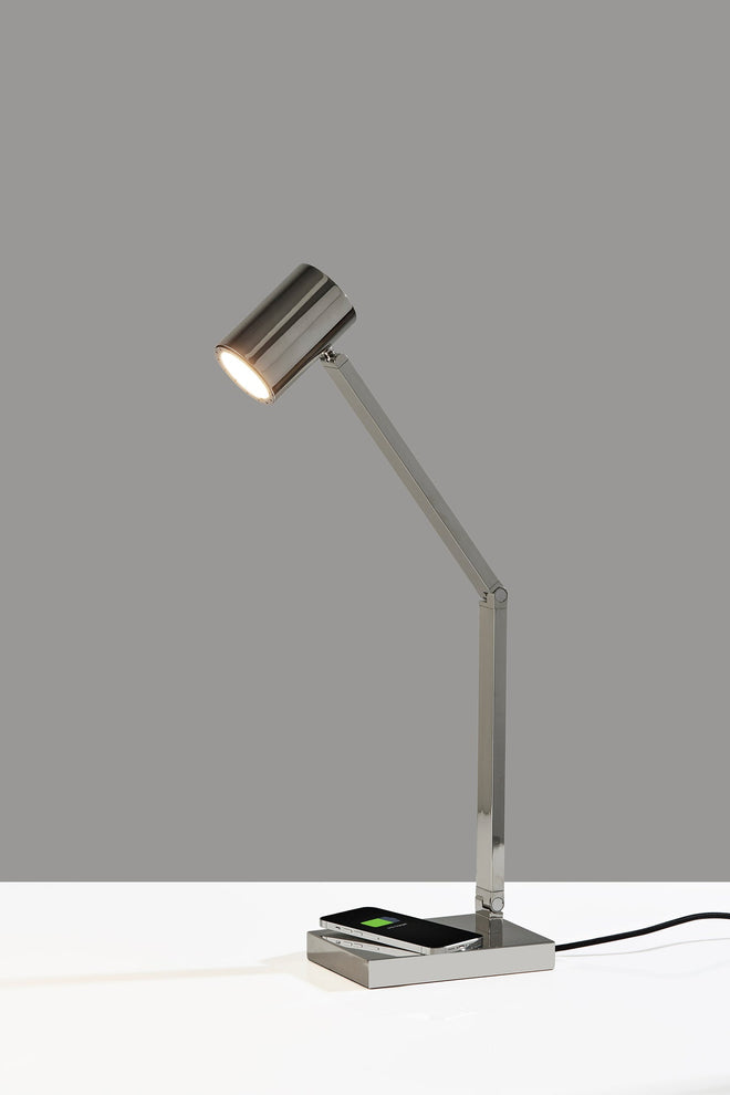 Newman Task Lamp w. Wireless Charging Table Lamps Polished Nickel modern Style image 2