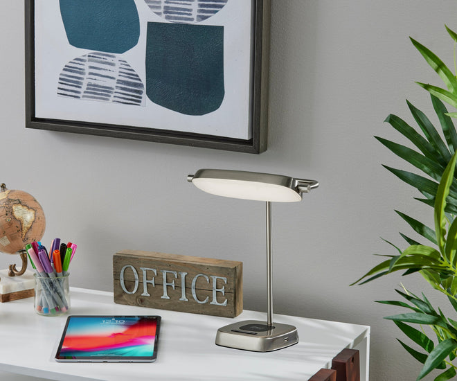 Radley LED AdessoCharge Desk Lamp w. Smart Switch Table Lamps Brushed Steel Mid-Century Modern Style image 2